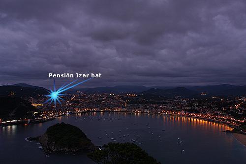 Pension Izar Bat Сан-Себастьян Экстерьер фото